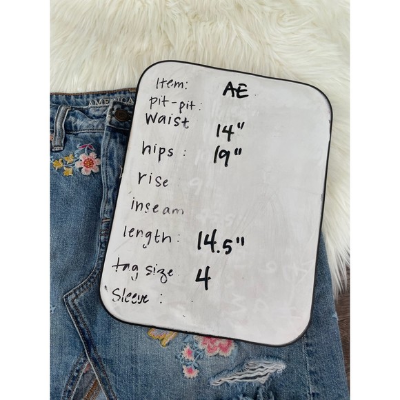 American Eagle embroidered floral denim skirt size 4 - Picture 7 of 7